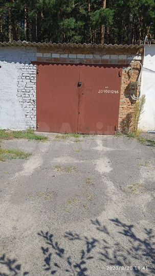 Гараж, > 30 м²