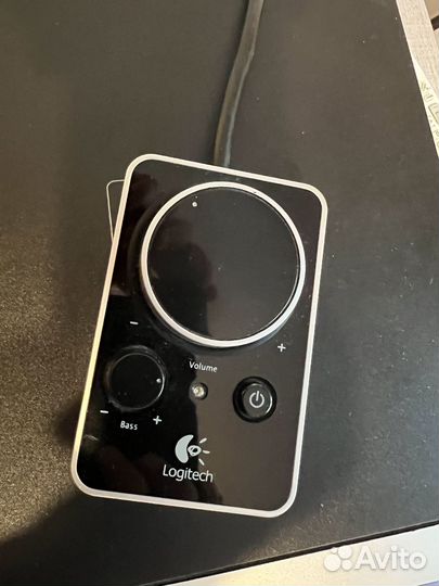 Logitech Z4 2.1 активная акустика