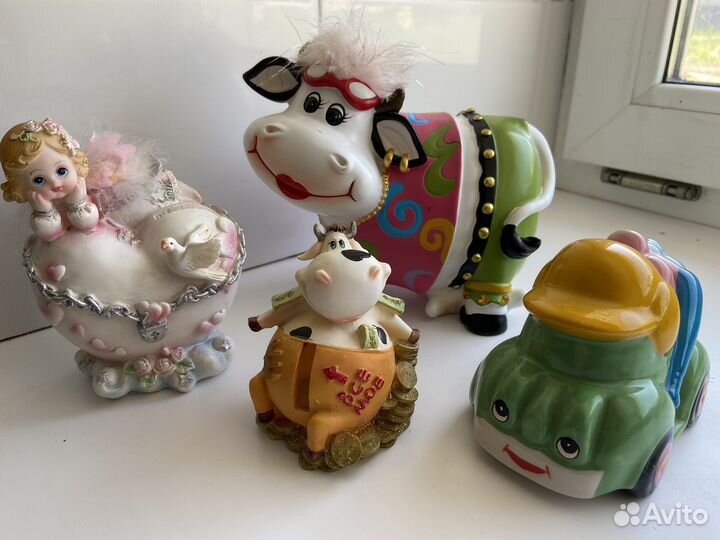 Подставка большая Золотой Медведь, Копилки