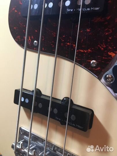 Бас гитара Marcus Miller V5