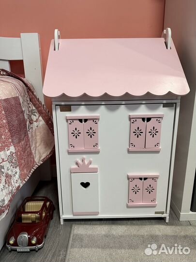 Домик для кукол