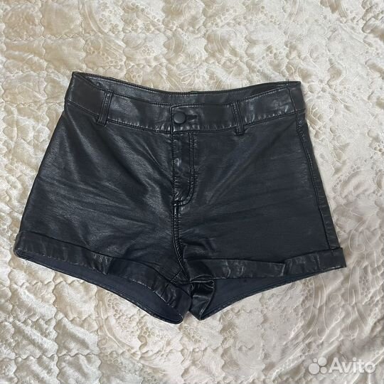 Шорты кожаные