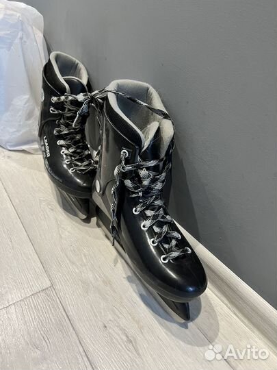 Коньки хоккейные 44 размер