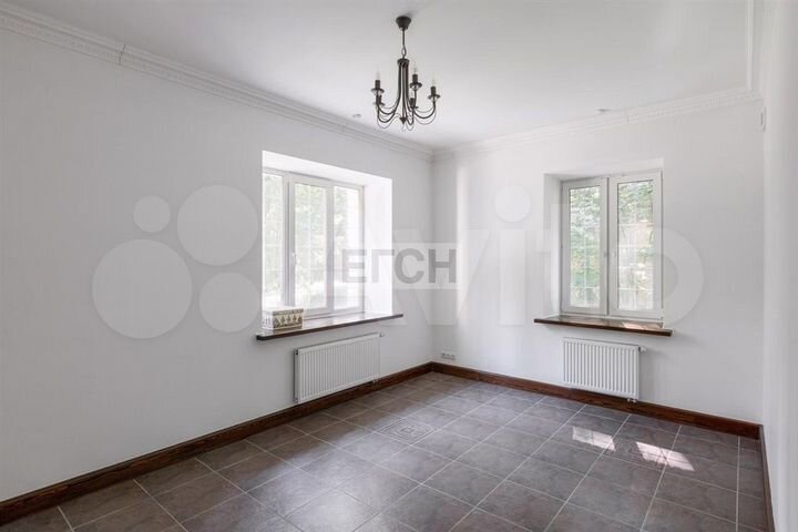 Дом 416 м² на участке 34 сот.