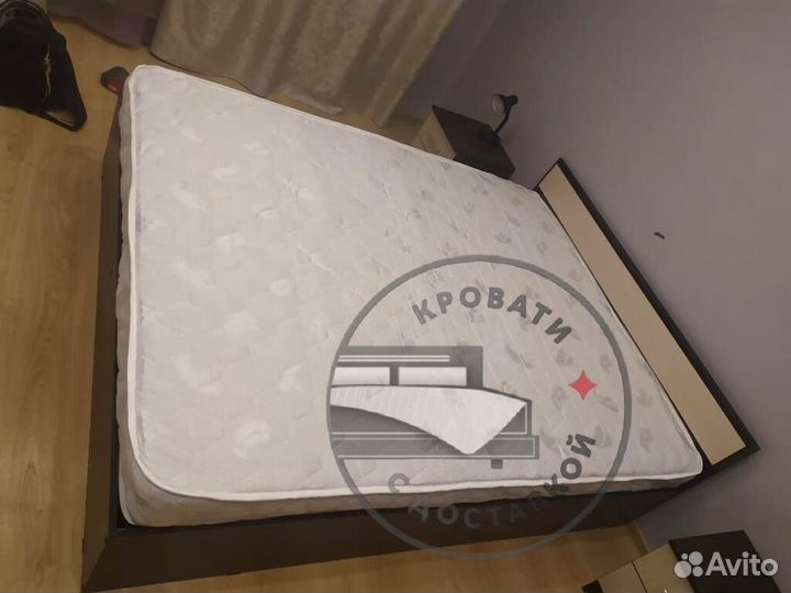 Кровать двуспальная