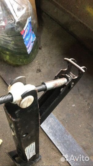 Домкрат для нексия дэу