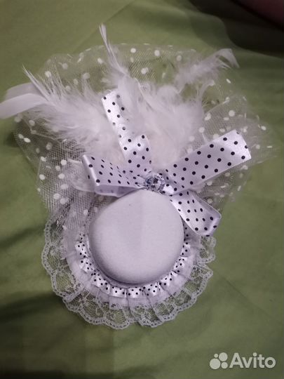 Шляпка на заколке