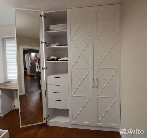 Шкаф белый в детскую