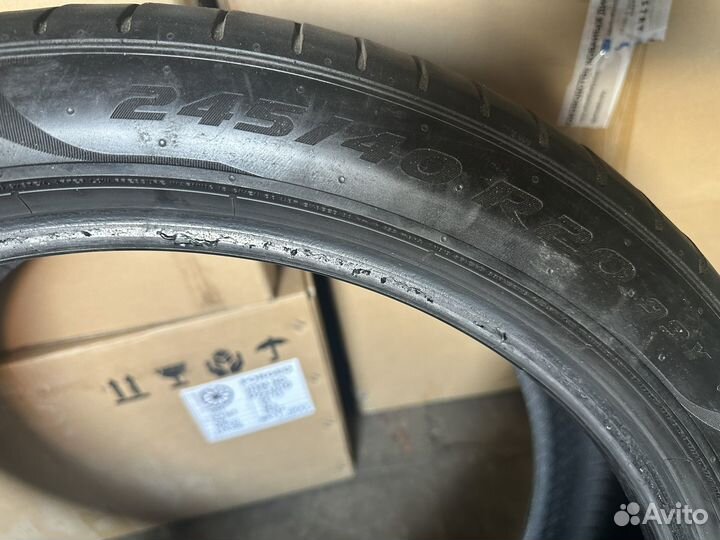 Pirelli P Zero 245/40 R20 и 275/35 R20 102Y