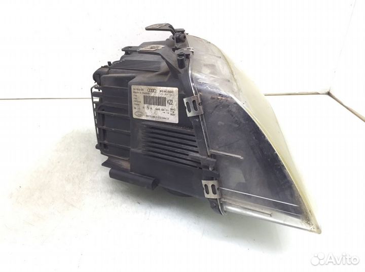 Фара 8H0941003AD Audi A4 B6 (2000-2004)