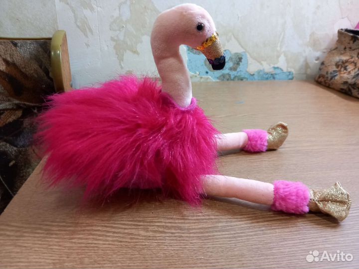 Много Мягких игрушек