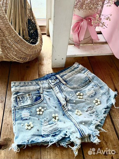 Джинсовые шорты