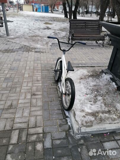 Трюковой велосипед bmx