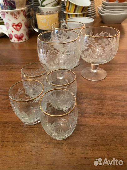 Рюмки и бокалы