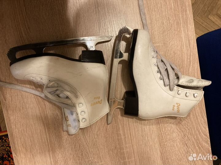 Фигурные коньки graf Davos Gold