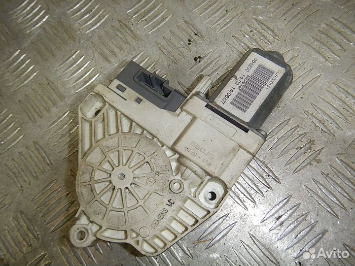 Моторчик стеклоподъемника, Land Rover (Ленд Ровер)