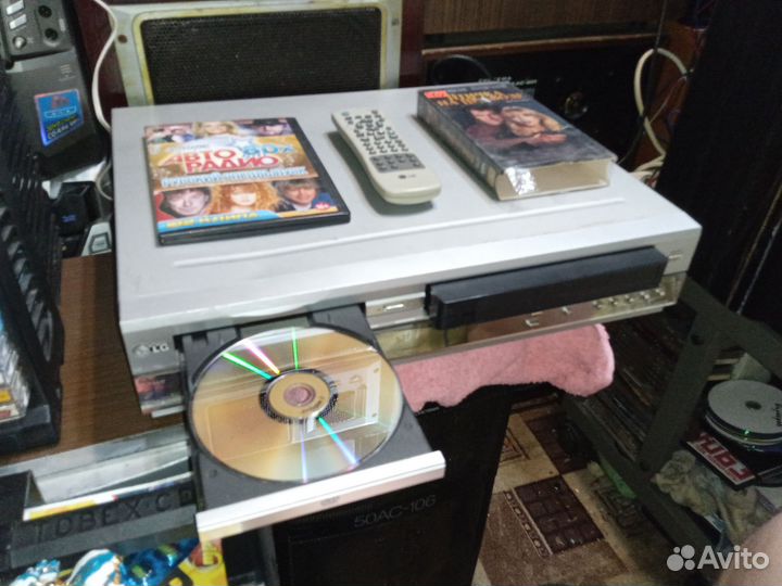 Видеодвойка LG DVD+VHS стерео пишущий