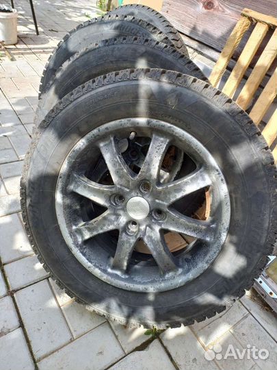 Bridgestone Ice Cruiser 7000S 195/65 R15