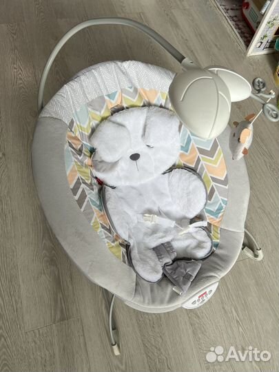 Шезлонг Fisher-Price Плюшевый щенок (GWD50)