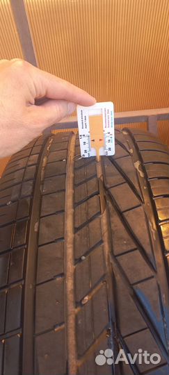 Goodyear Excellence 245/40 R20 99Y