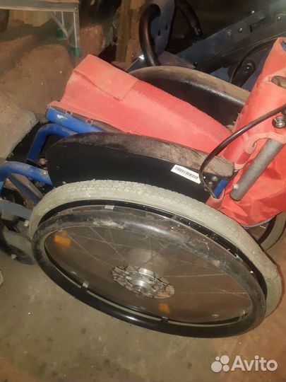 Детская инвалидная коляска