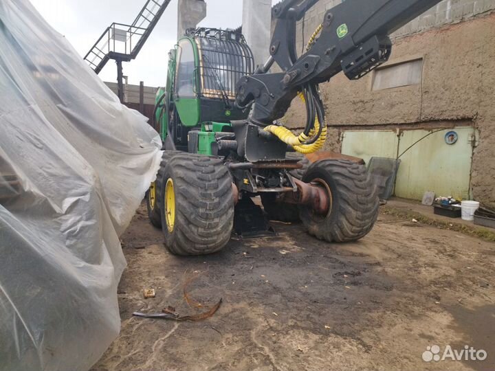 Харвестр John Deere 1270E