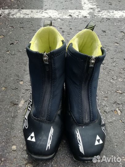 Лыжные ботинки fischer классические 36 размер