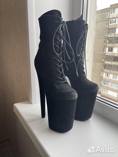 Женская обувь для танцев