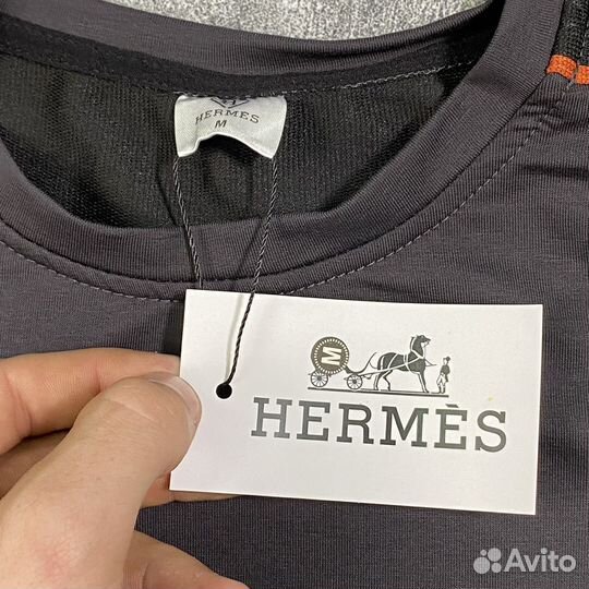 Спортивный костюм Hermes (футболка + шорты)