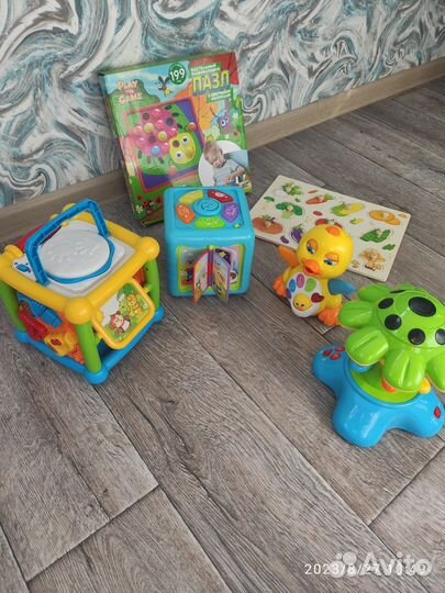 Развивающие игрушки музыкал. кубики, утка, ночник