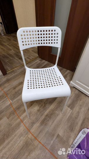 Стул IKEA бклый