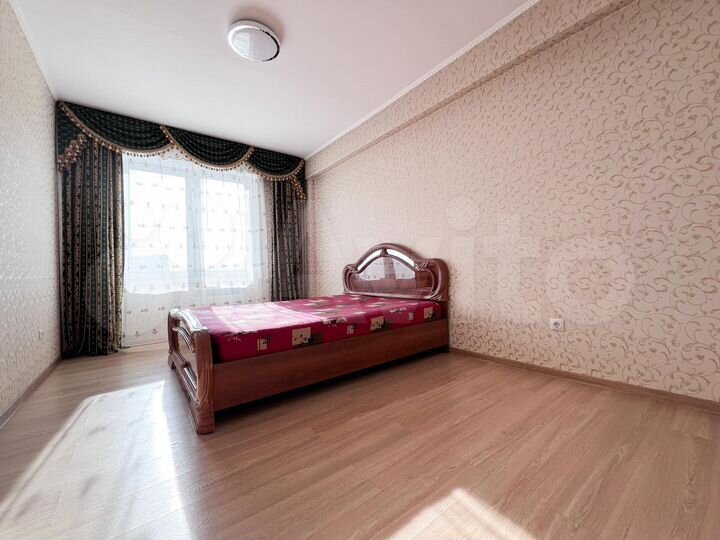 3-к. квартира, 76 м², 8/9 эт.