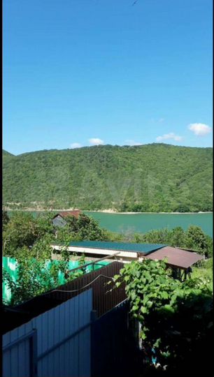 2-к. квартира, 392 м², 1/2 эт.