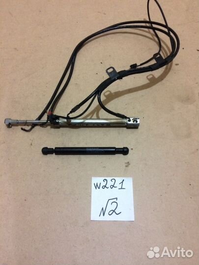 Амортизатор капота Mercedes S-class W221