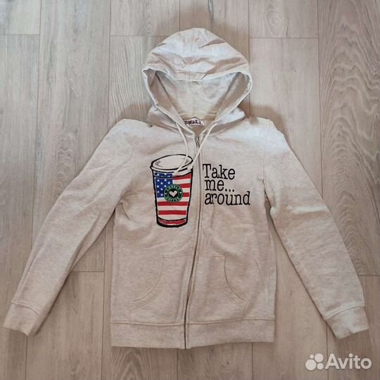 Кофта с капюшоном