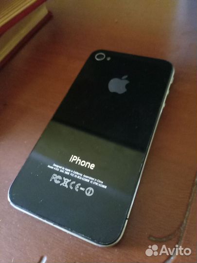 iPhone 4, 8 ГБ