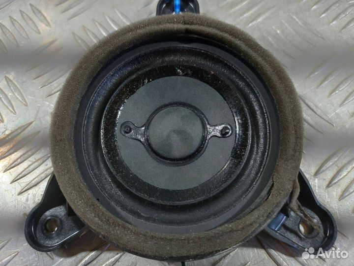 Динамик двери передний правый Audi A8 D4/4H 2011