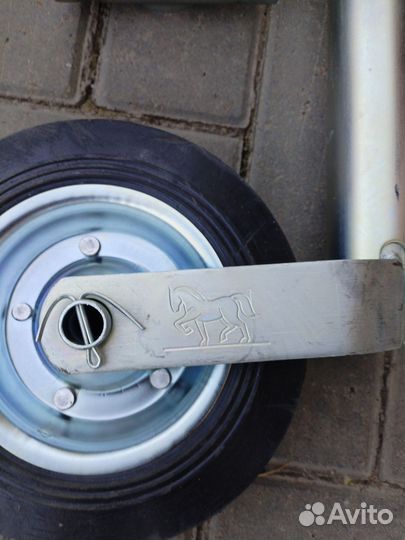 Подкатное колесо для прицепа