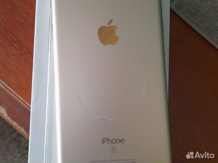 iPhone 6S, 64 ГБ