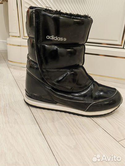 Дутики adidas женские зимние 38 бу