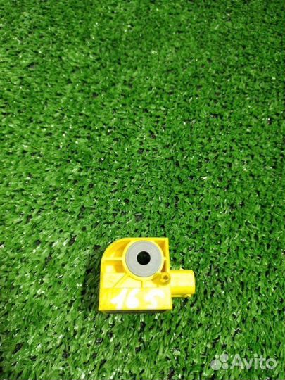 Датчик удара левый Ford Fusion хэтчбек 1.6 fyja