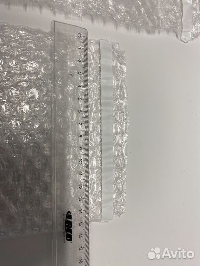 Пакет из пузырьковой пленки с клеевым клапаном