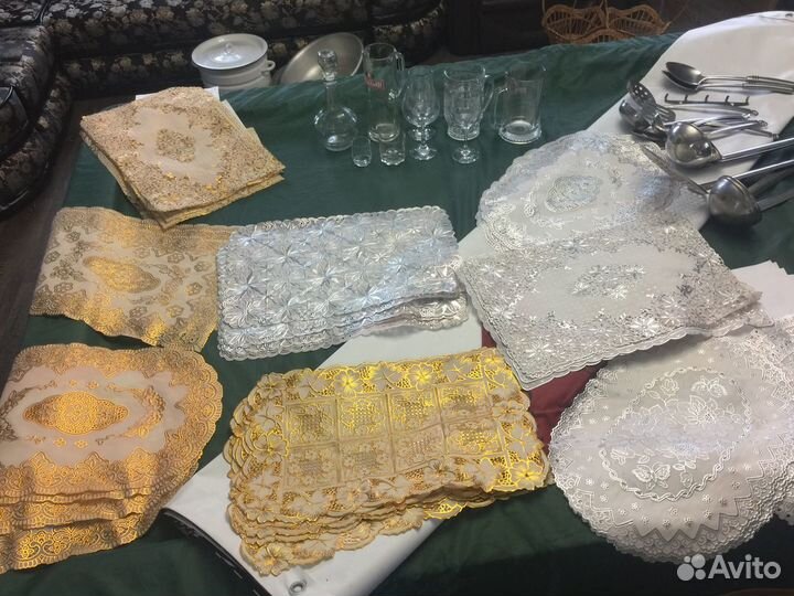 Праздничные скатерти,салфетки на стол, чехлы,банты