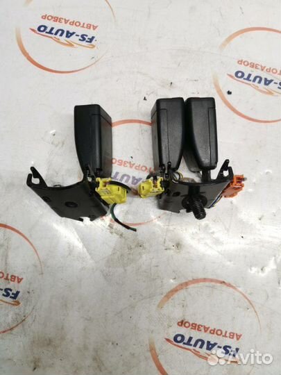 Замок ремня безопасности задний Volvo V60 2.0