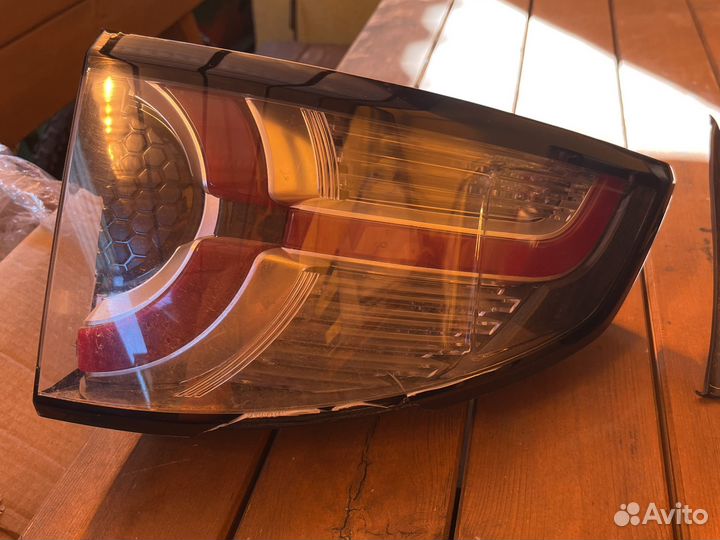 Фара задняя правая discovery sport L 550