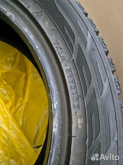 Yokohama Ice Guard IG55 215/55 R17