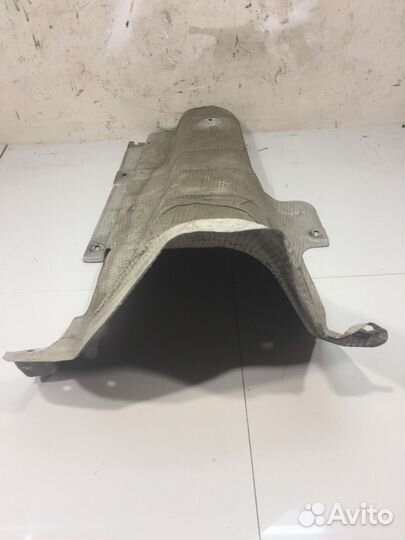 Экран тепловой днища (Geely Atlas I)