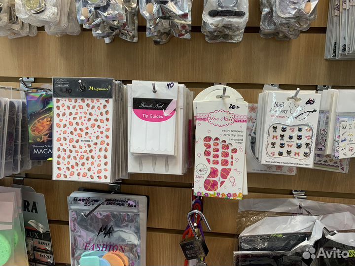 Втирки,блестки,наклейки для ногтей