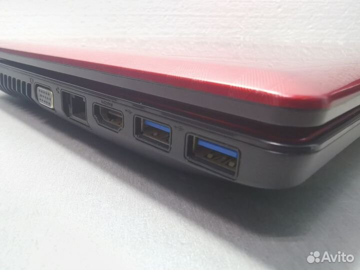 Ноутбук для дома и офиса Lenovo AMD как новый