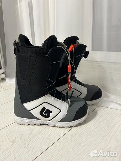 Сноубордические ботинки burton